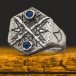 Anel Espadas Assassin's Creed® Mirage (Prata)